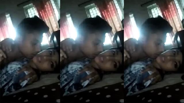 Teen Sexy maal cousin sister cloth changing mms watch